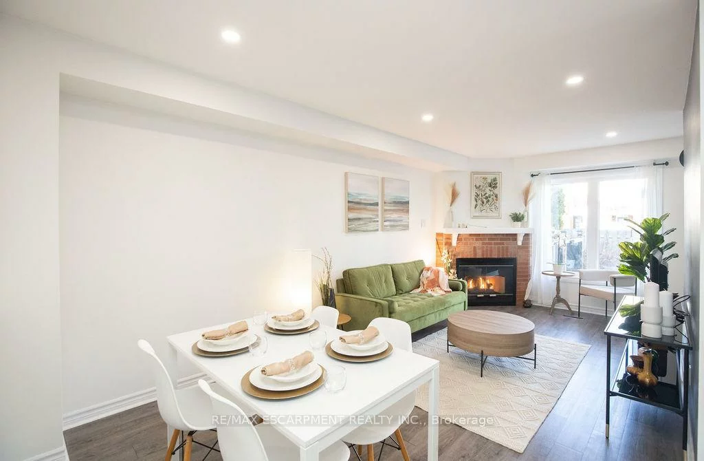 2350, Grand Ravine, 1015 - RO River Oaks, Oakville