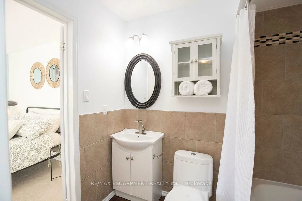 2350, Grand Ravine, 1015 - RO River Oaks, Oakville