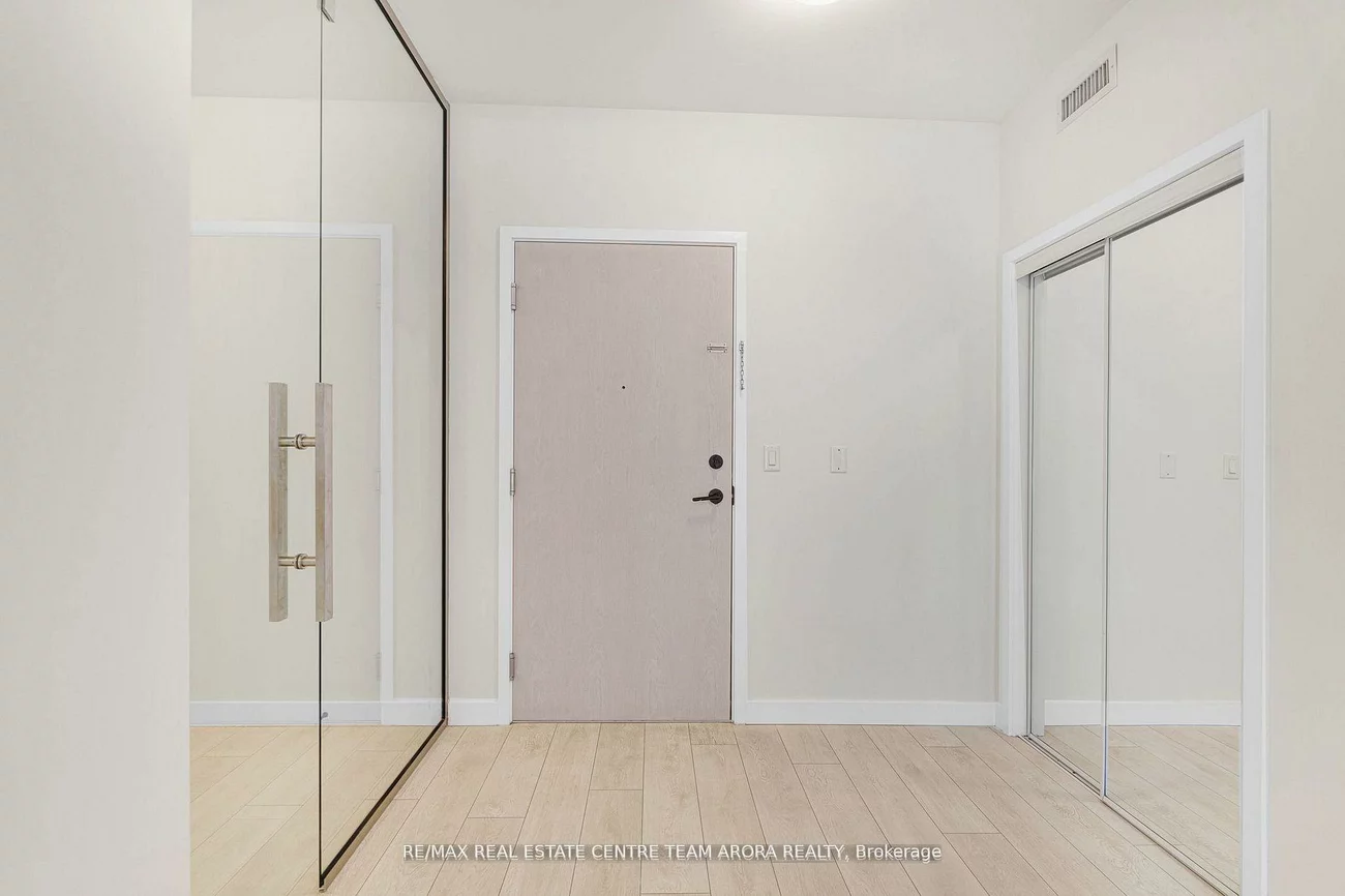 168, Sabina, 1008 - GO Glenorchy, Oakville