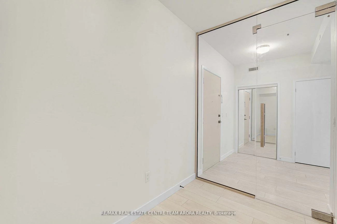 168, Sabina, 1008 - GO Glenorchy, Oakville