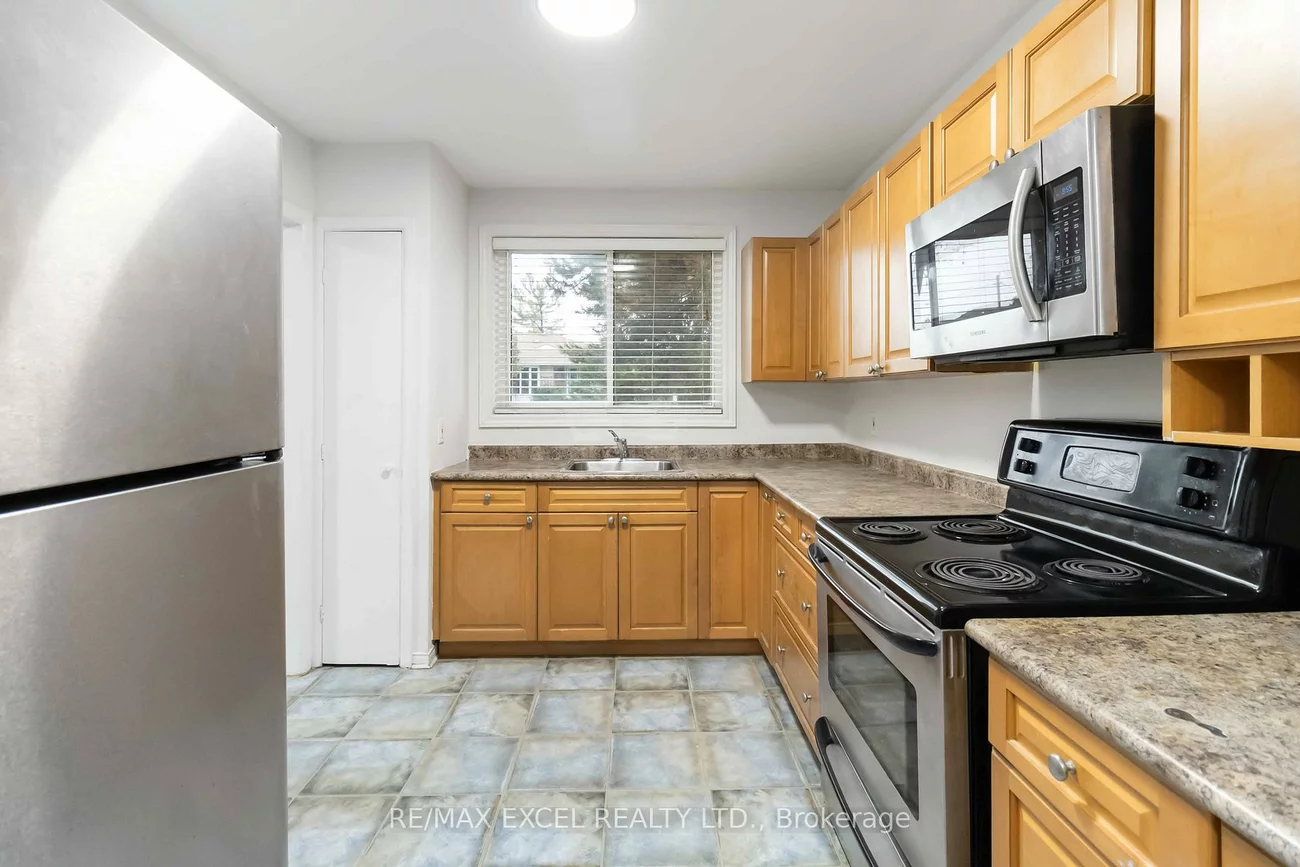 1265, NAPIER, 1003 - CP College Park, Oakville