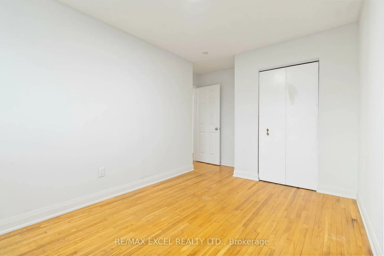 1265, NAPIER, 1003 - CP College Park, Oakville