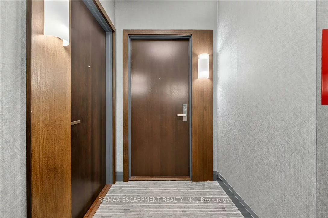 65, Speers, 1002 - CO Central, Oakville