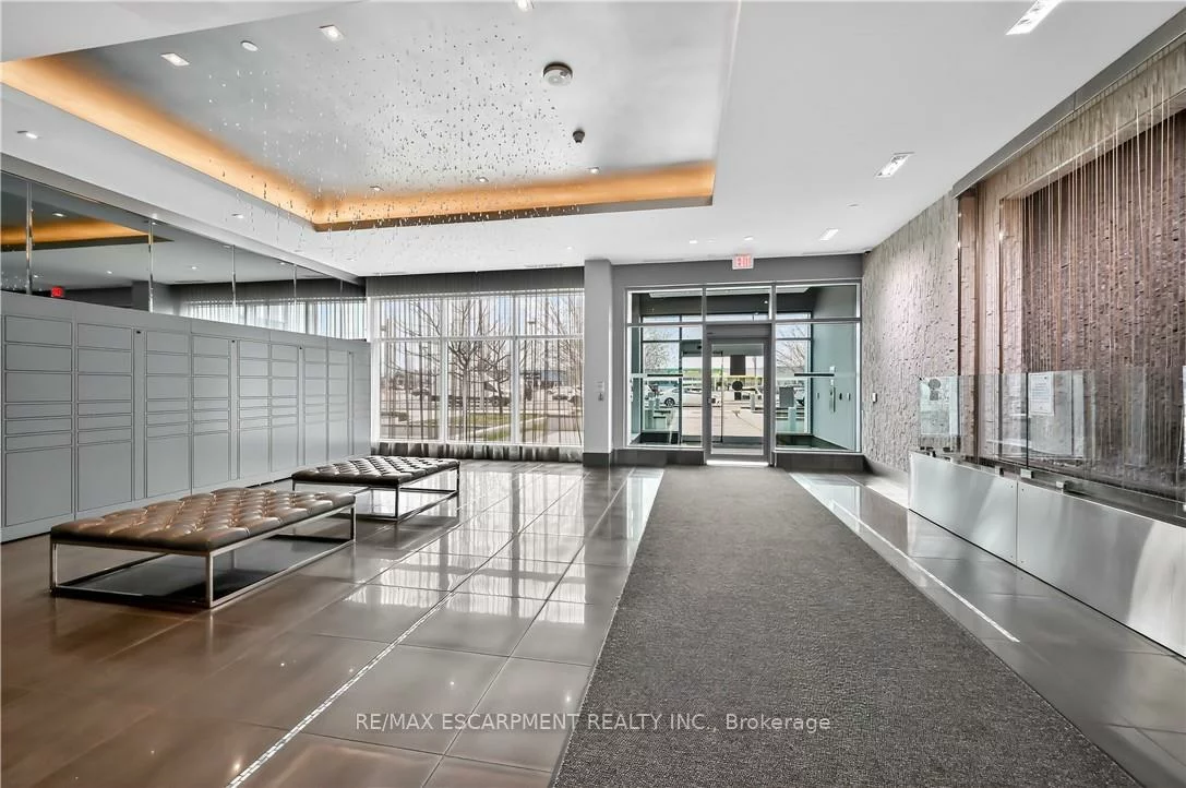 65, Speers, 1002 - CO Central, Oakville