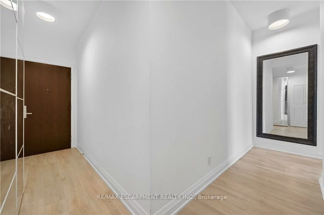 65, Speers, 1002 - CO Central, Oakville