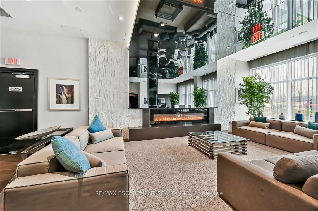 65, Speers, 1002 - CO Central, Oakville