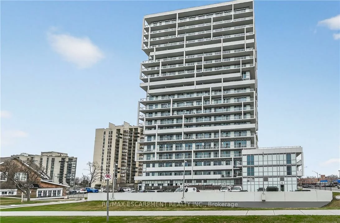 65, Speers, 1002 - CO Central, Oakville