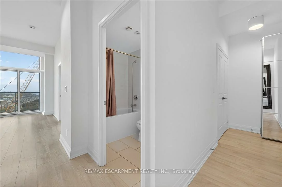 65, Speers, 1002 - CO Central, Oakville