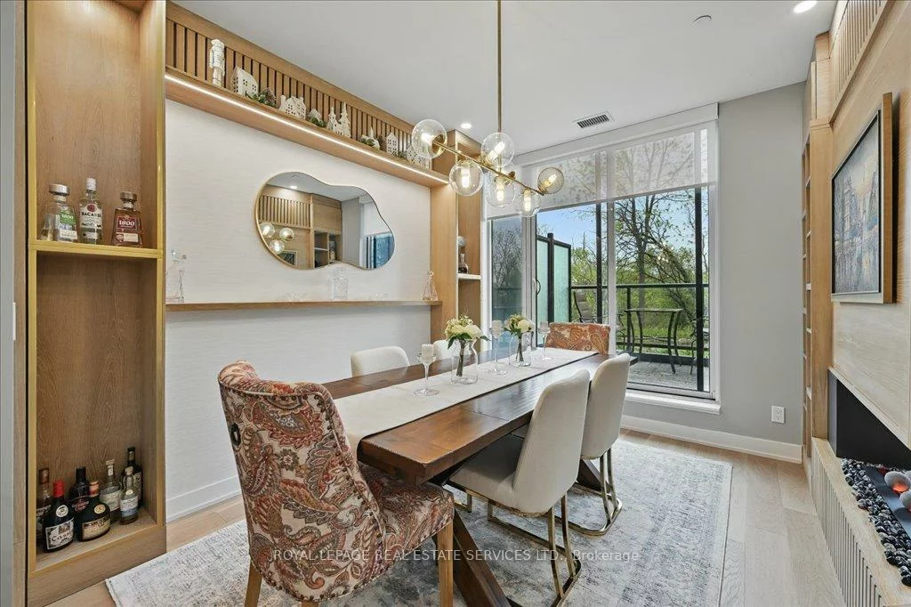 2489, Taunton, 1015 - RO River Oaks, Oakville