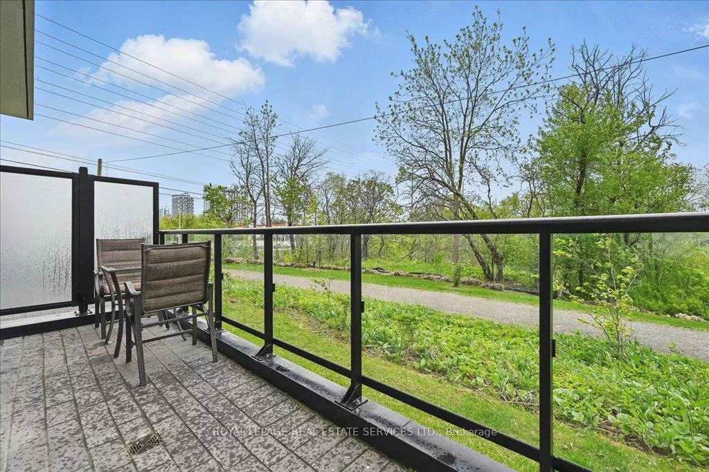 2489, Taunton, 1015 - RO River Oaks, Oakville