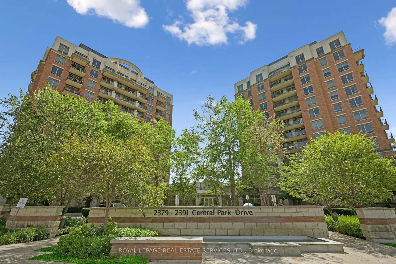 2391, Central Park, 1015 - RO River Oaks, Oakville