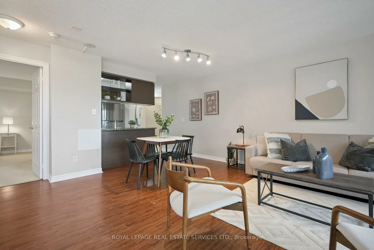 2391, Central Park, 1015 - RO River Oaks, Oakville