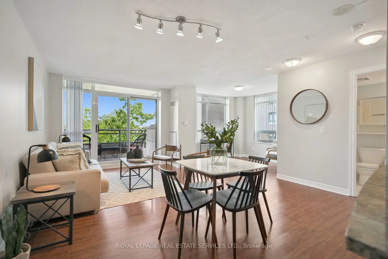 2391, Central Park, 1015 - RO River Oaks, Oakville