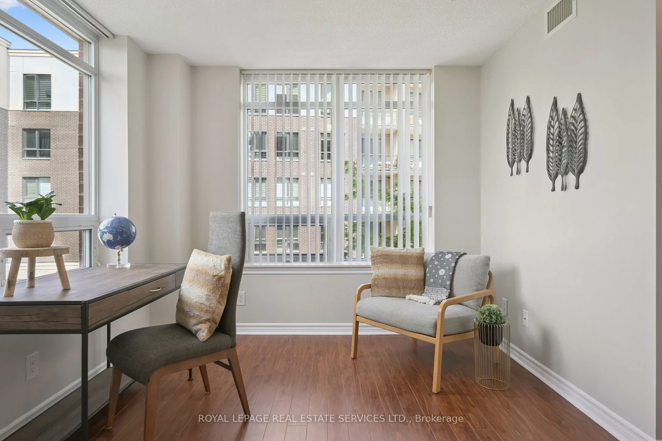 2391, Central Park, 1015 - RO River Oaks, Oakville