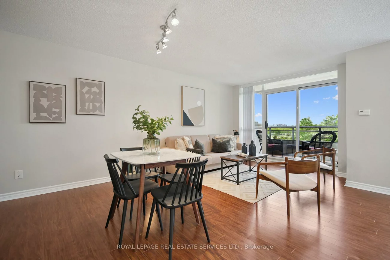 2391, Central Park, 1015 - RO River Oaks, Oakville