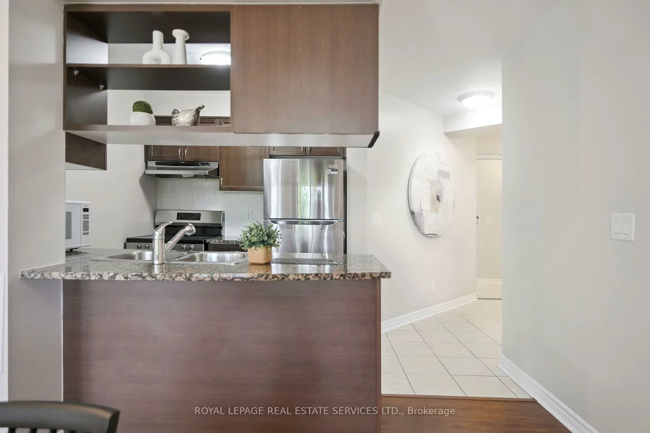 2391, Central Park, 1015 - RO River Oaks, Oakville