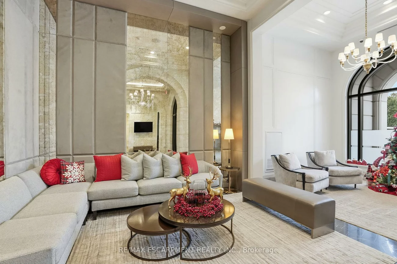 300, Randall, 1013 - OO Old Oakville, Oakville