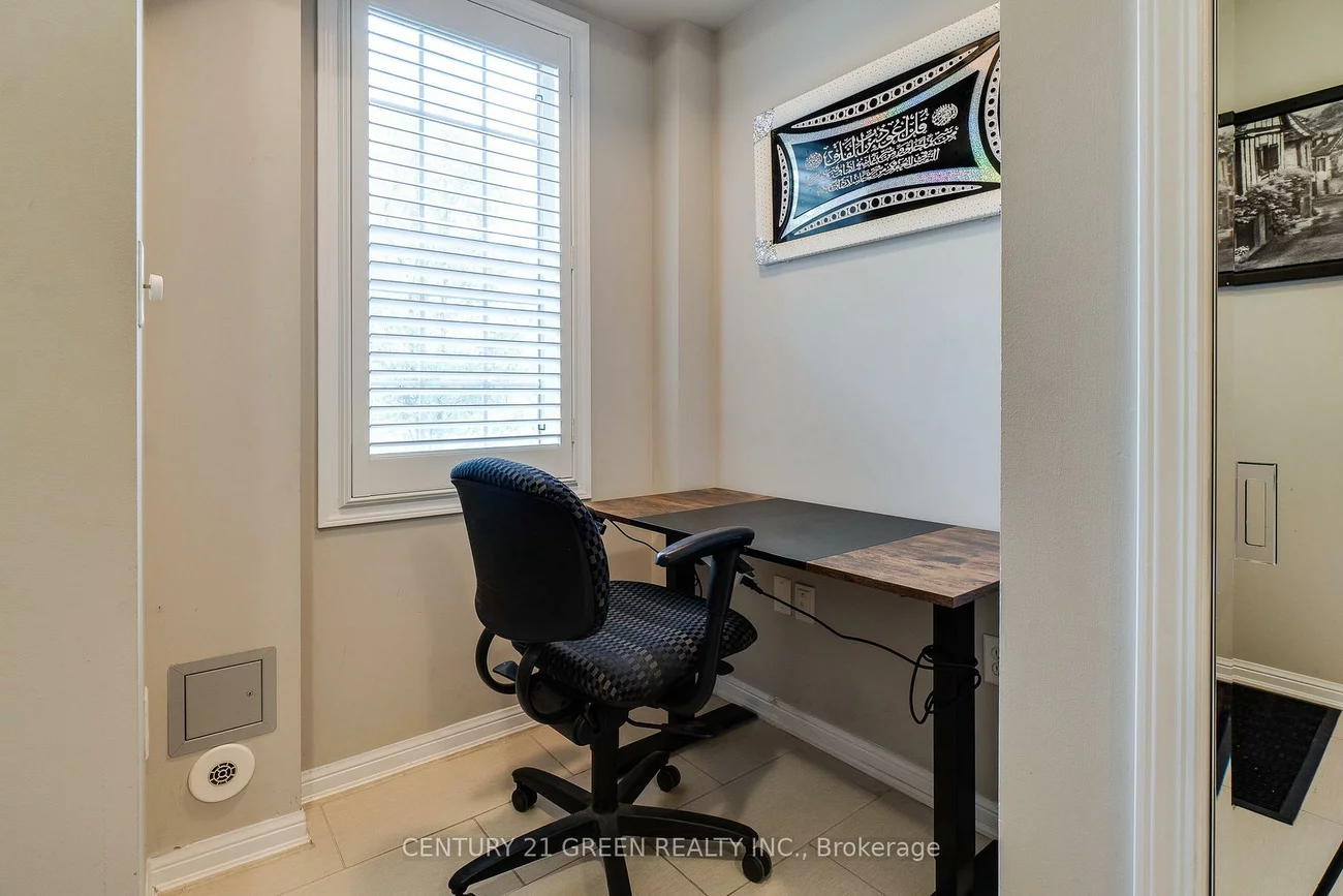 2614, Dashwood, 1022 - WT West Oak Trails, Oakville