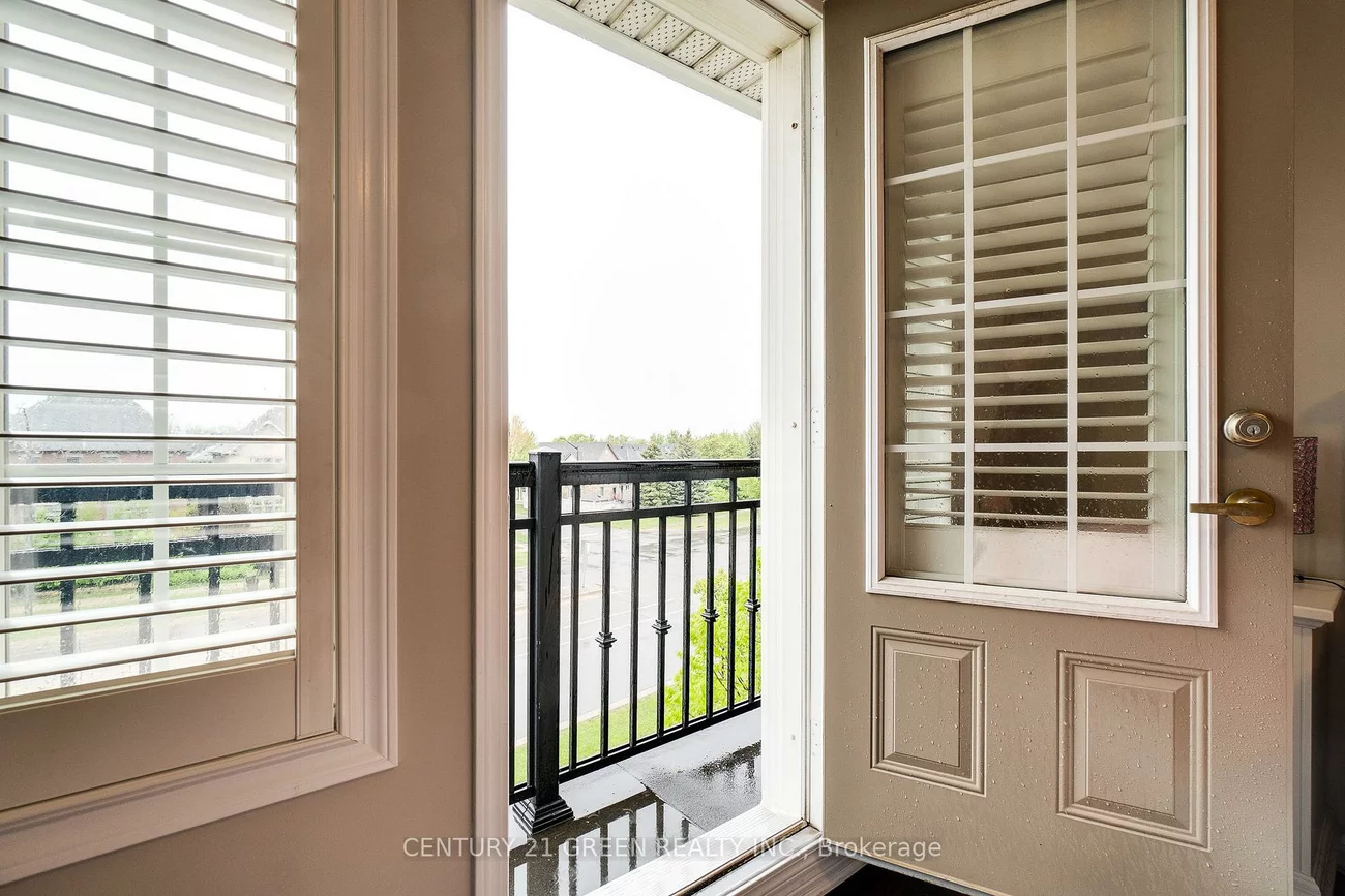 2614, Dashwood, 1022 - WT West Oak Trails, Oakville