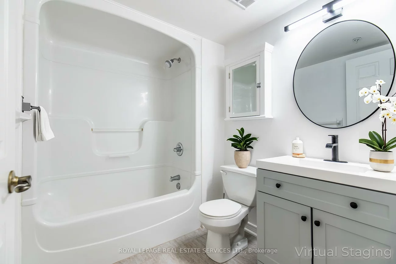 1480, Bishops, 1007 - GA Glen Abbey, Oakville