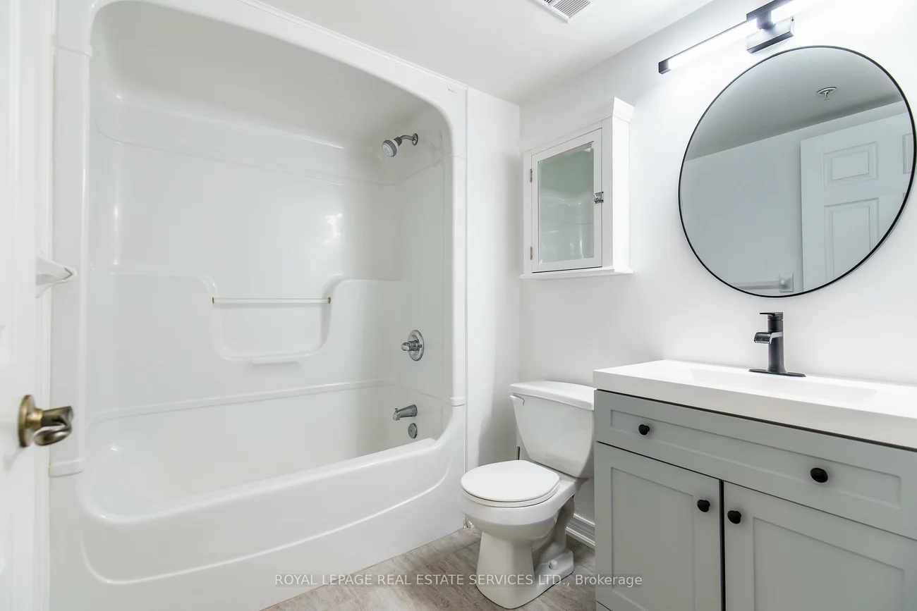 1480, Bishops, 1007 - GA Glen Abbey, Oakville