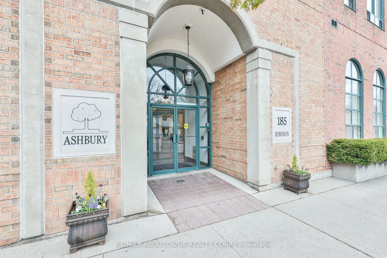 185, Robinson, 1013 - OO Old Oakville, Oakville