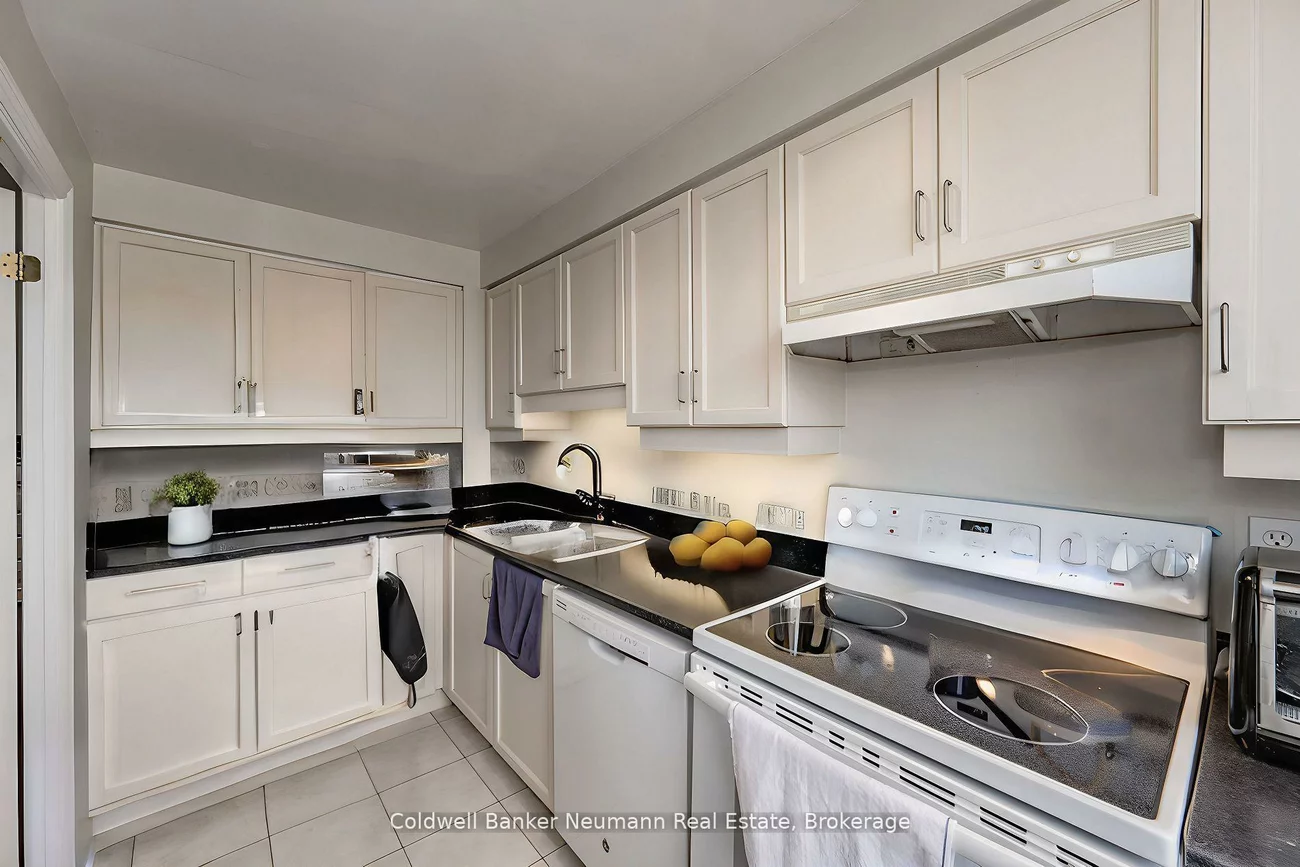 60, Old Mill, 1013 - OO Old Oakville, Oakville