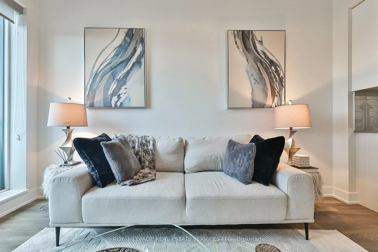 2489, Taunton, 1015 - RO River Oaks, Oakville