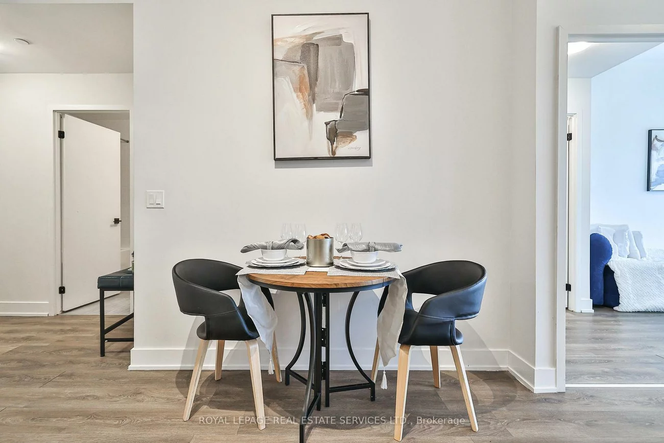 2489, Taunton, 1015 - RO River Oaks, Oakville