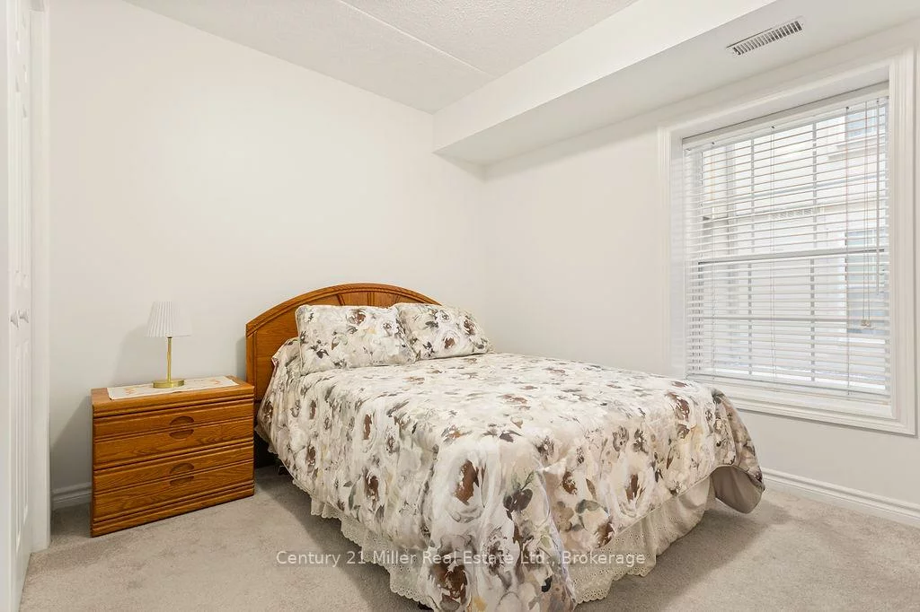 1450, Bishops, 1007 - GA Glen Abbey, Oakville