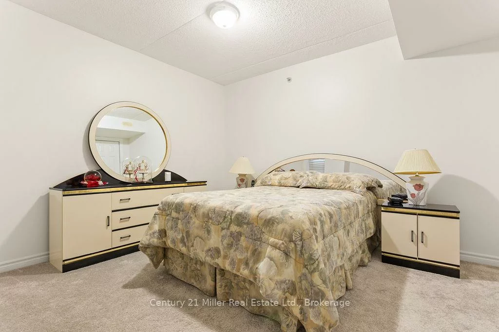 1450, Bishops, 1007 - GA Glen Abbey, Oakville