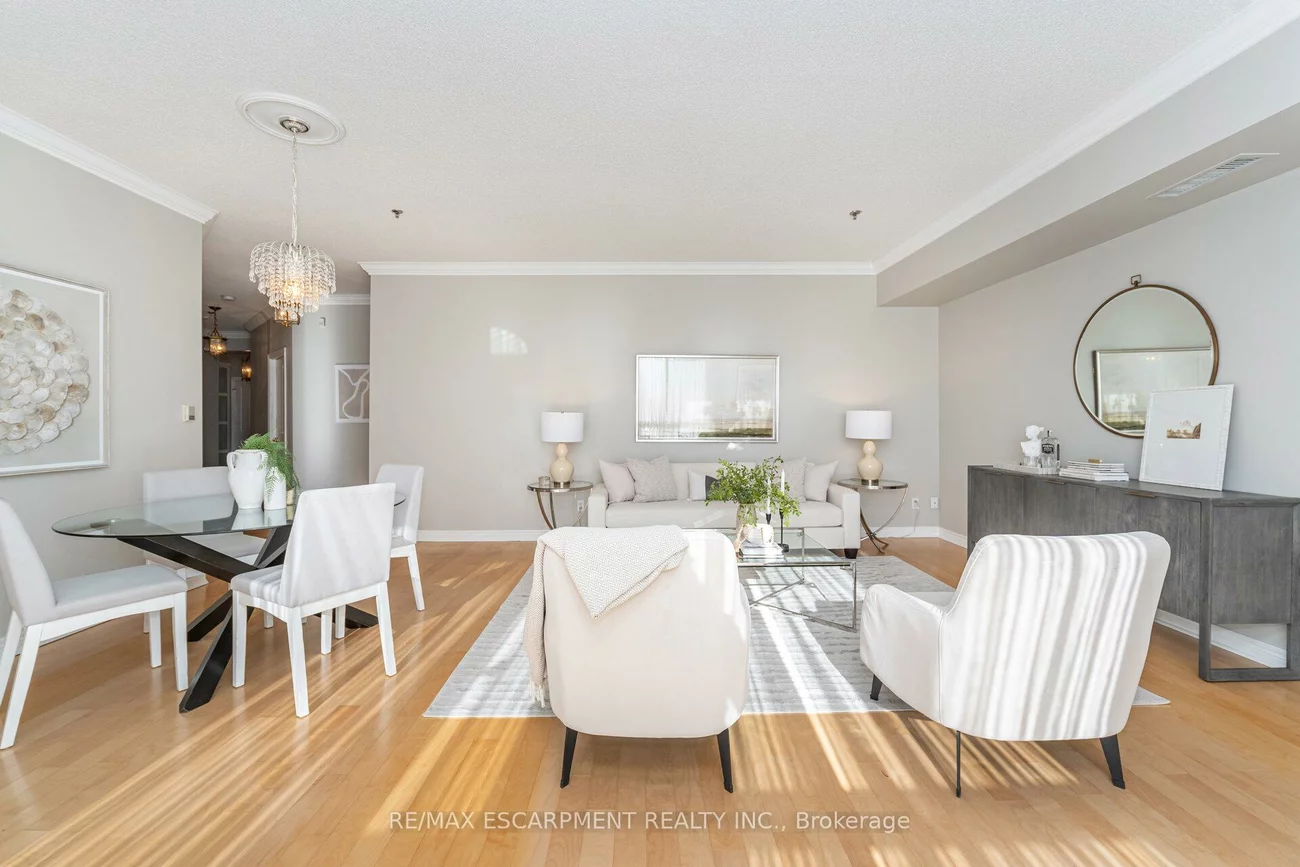 60, Old Mill, 1013 - OO Old Oakville, Oakville