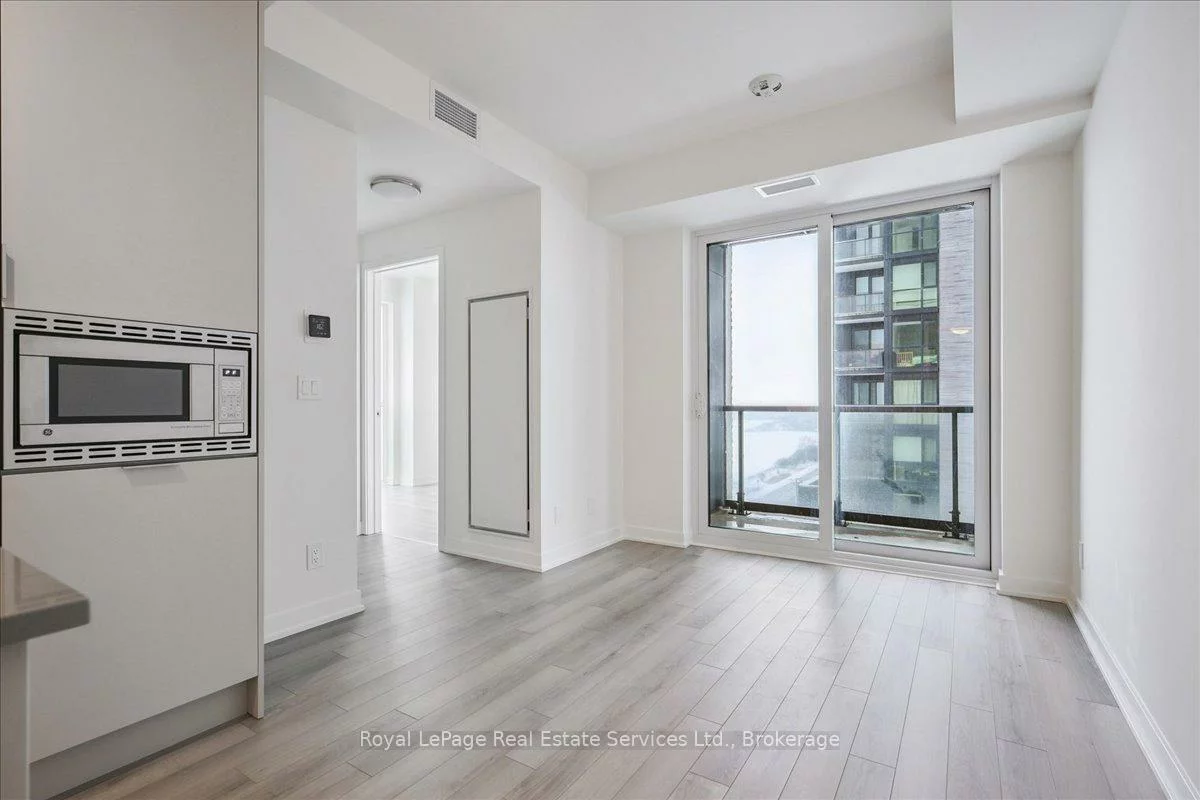 3071, Trafalgar, 1010 - JM Joshua Meadows, Oakville