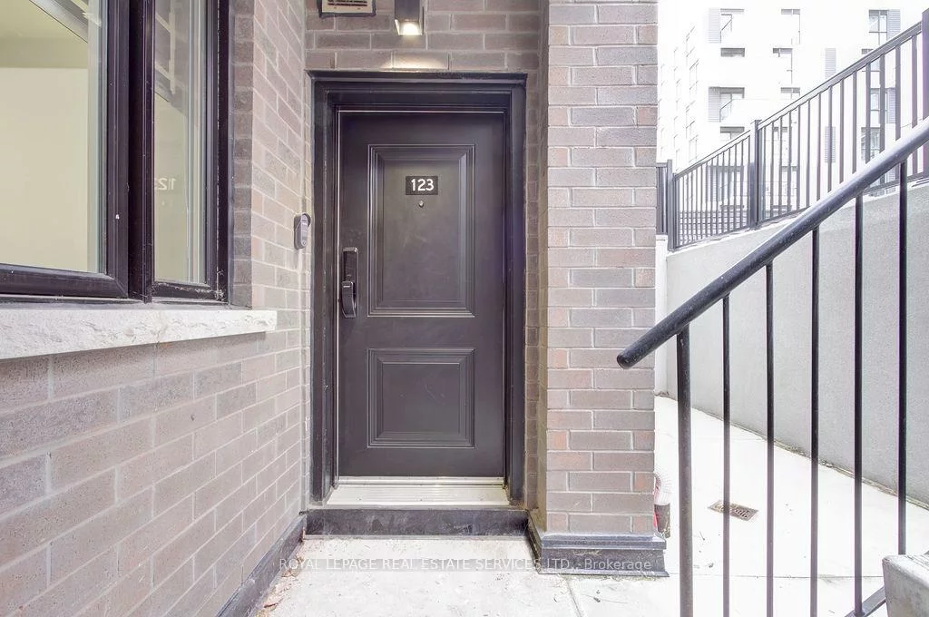 349, Wheat Boom, 1010 - JM Joshua Meadows, Oakville