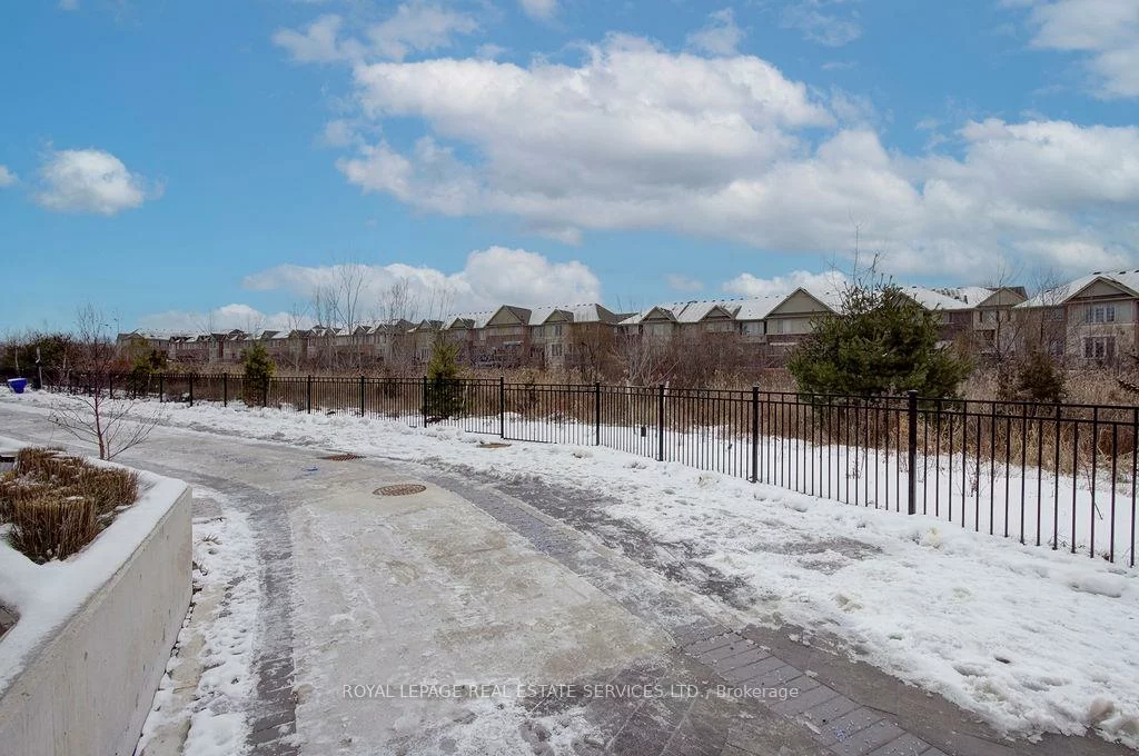 349, Wheat Boom, 1010 - JM Joshua Meadows, Oakville