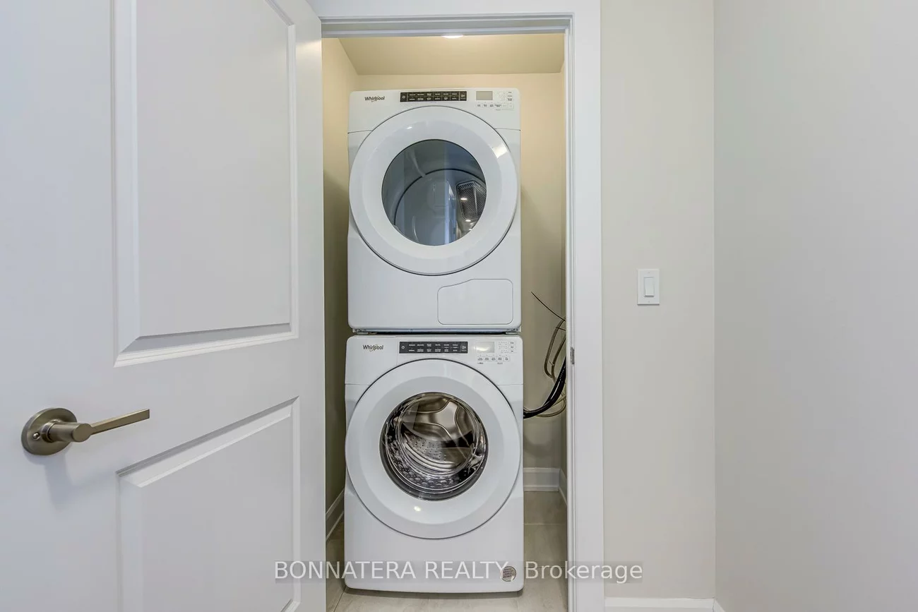 3200, William Coltson, 1010 - JM Joshua Meadows, Oakville