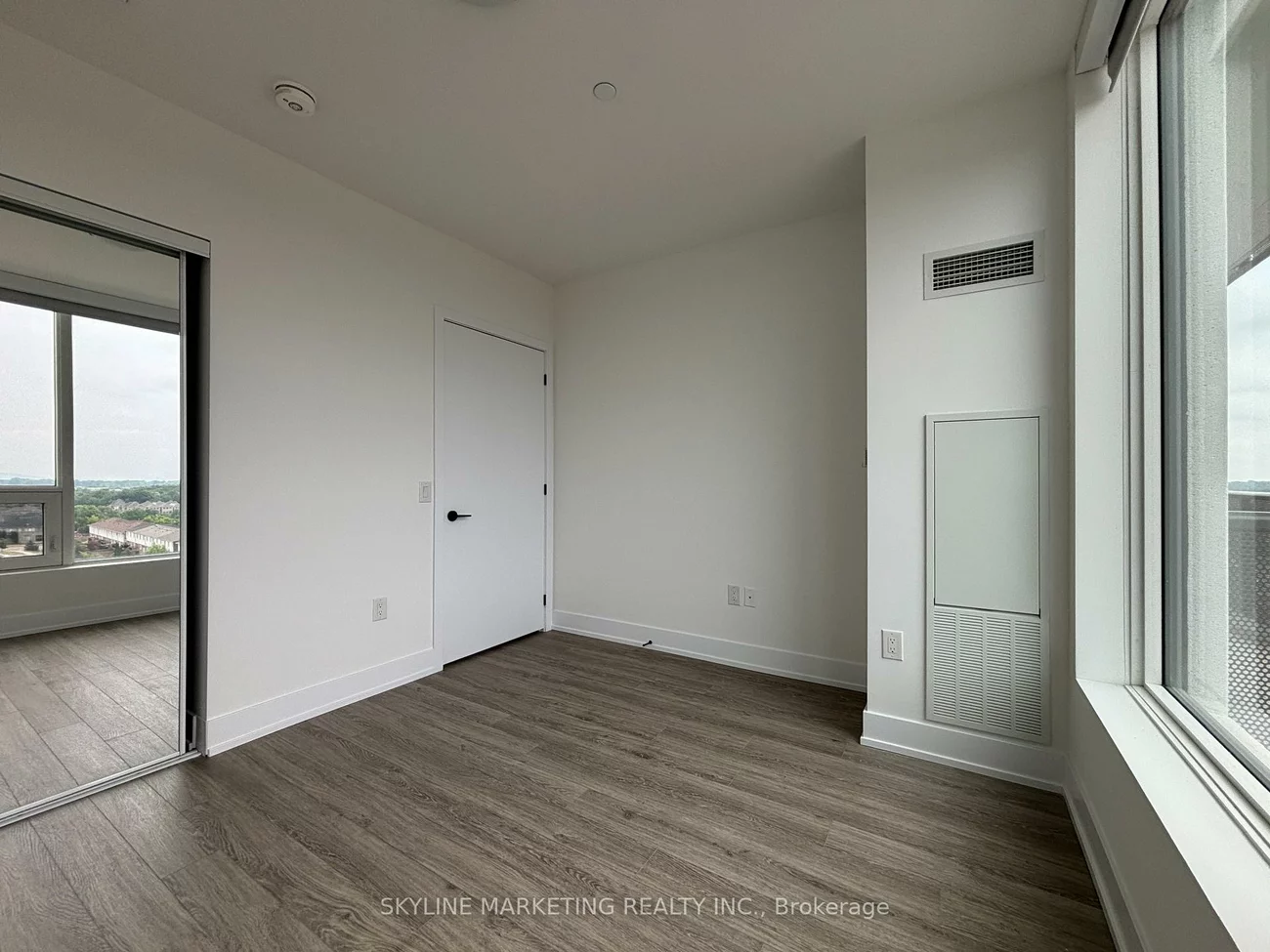 2450, Old Bronte, 1019 - WM Westmount, Oakville