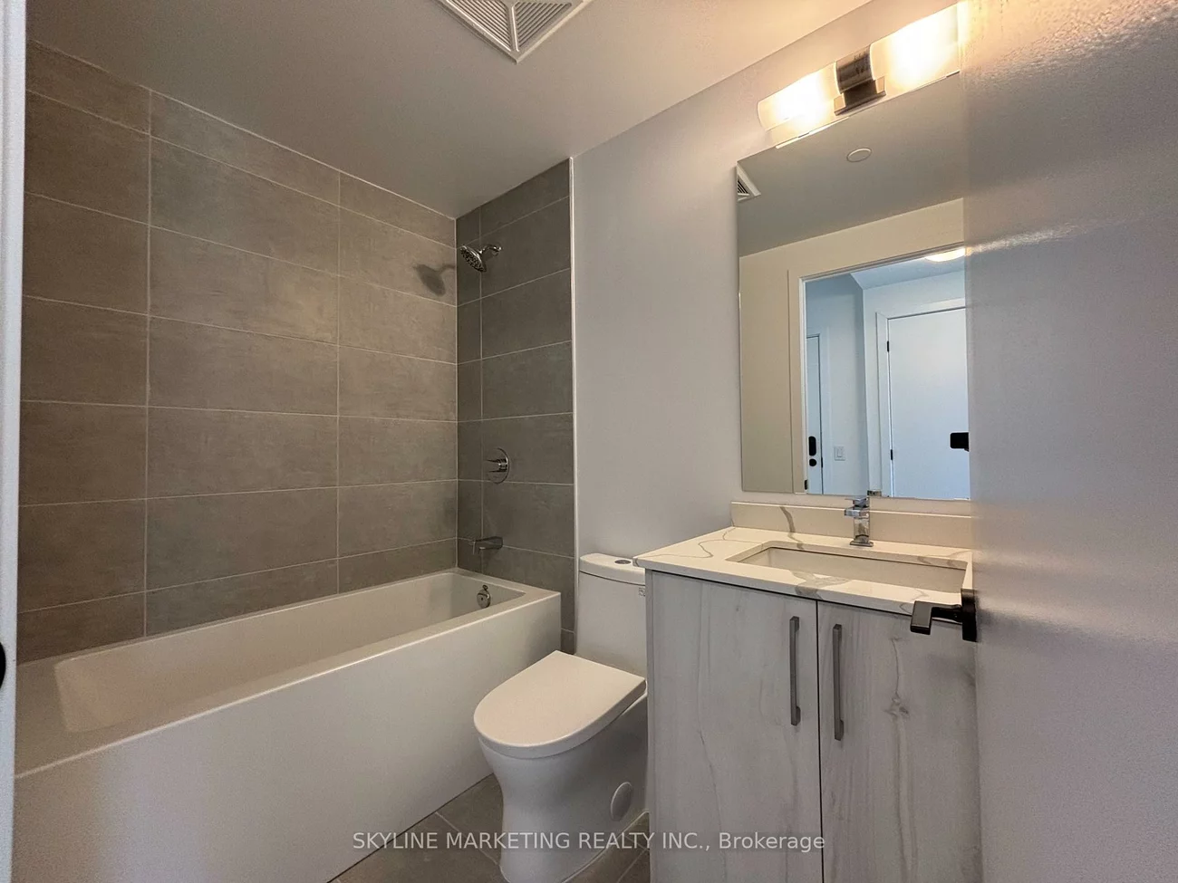 2450, Old Bronte, 1019 - WM Westmount, Oakville