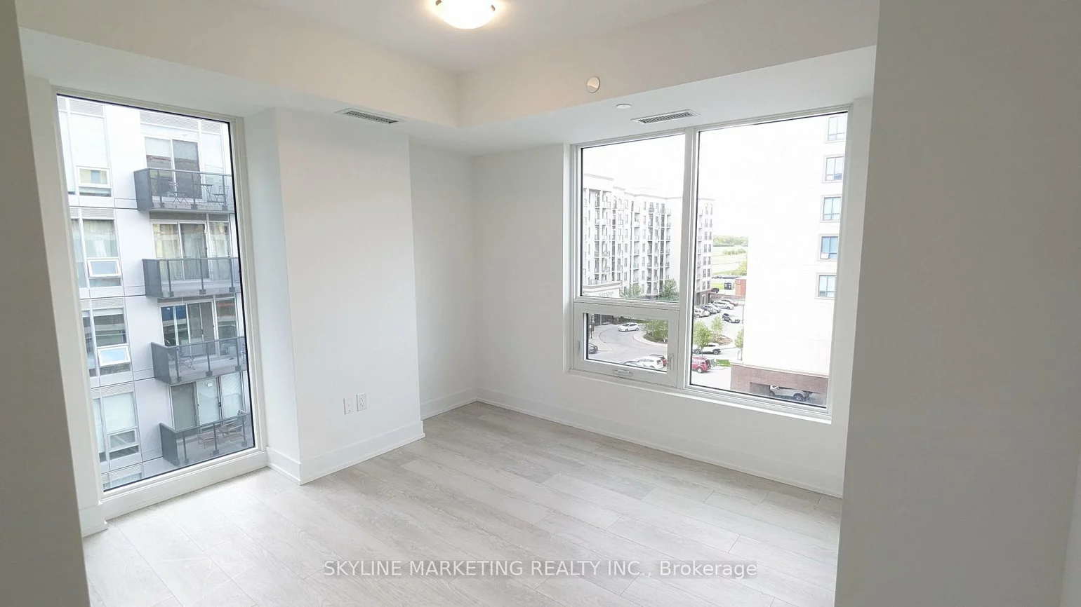 2450, Old Bronte, 1019 - WM Westmount, Oakville