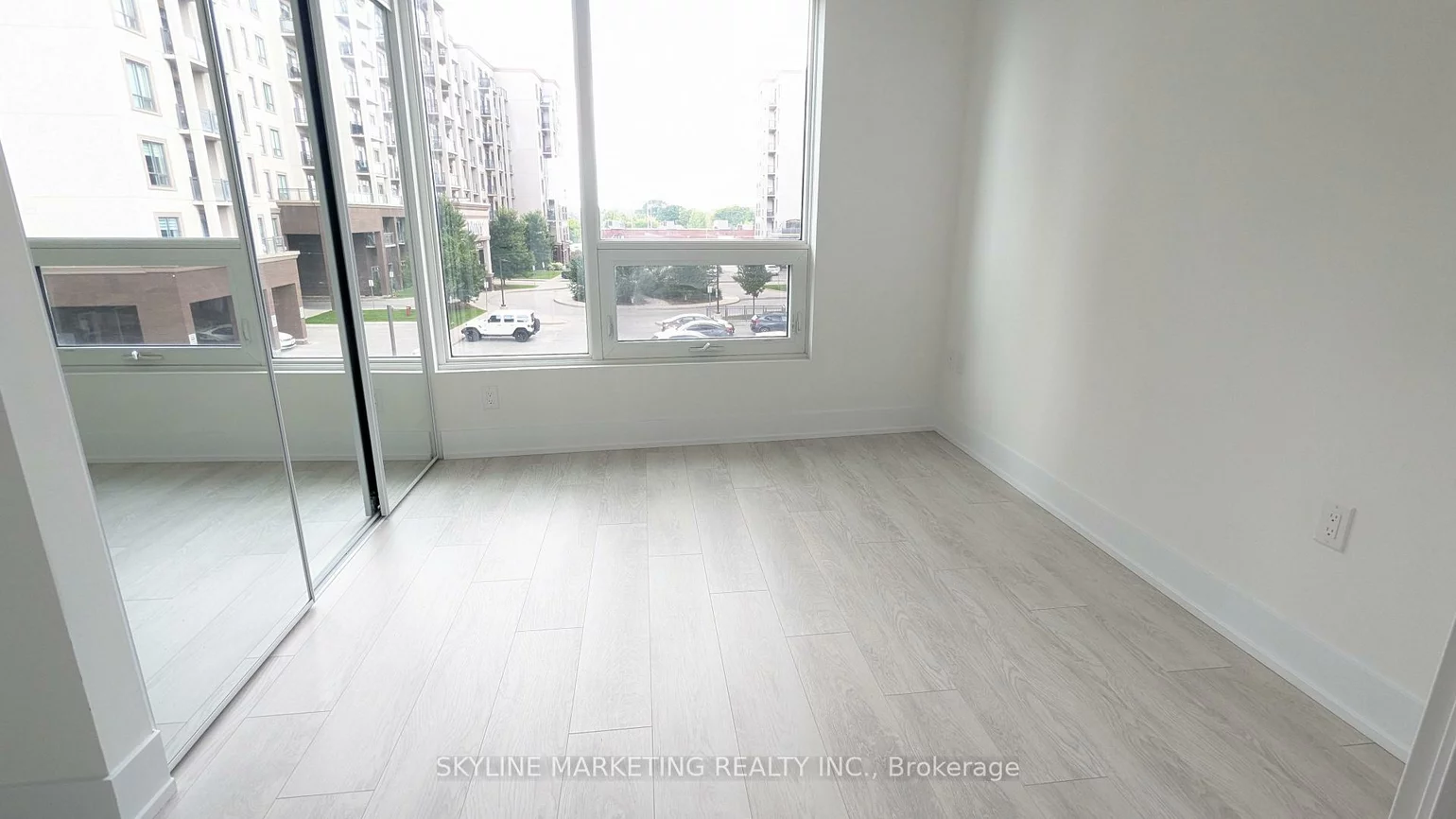 2450, Old Bronte, 1019 - WM Westmount, Oakville