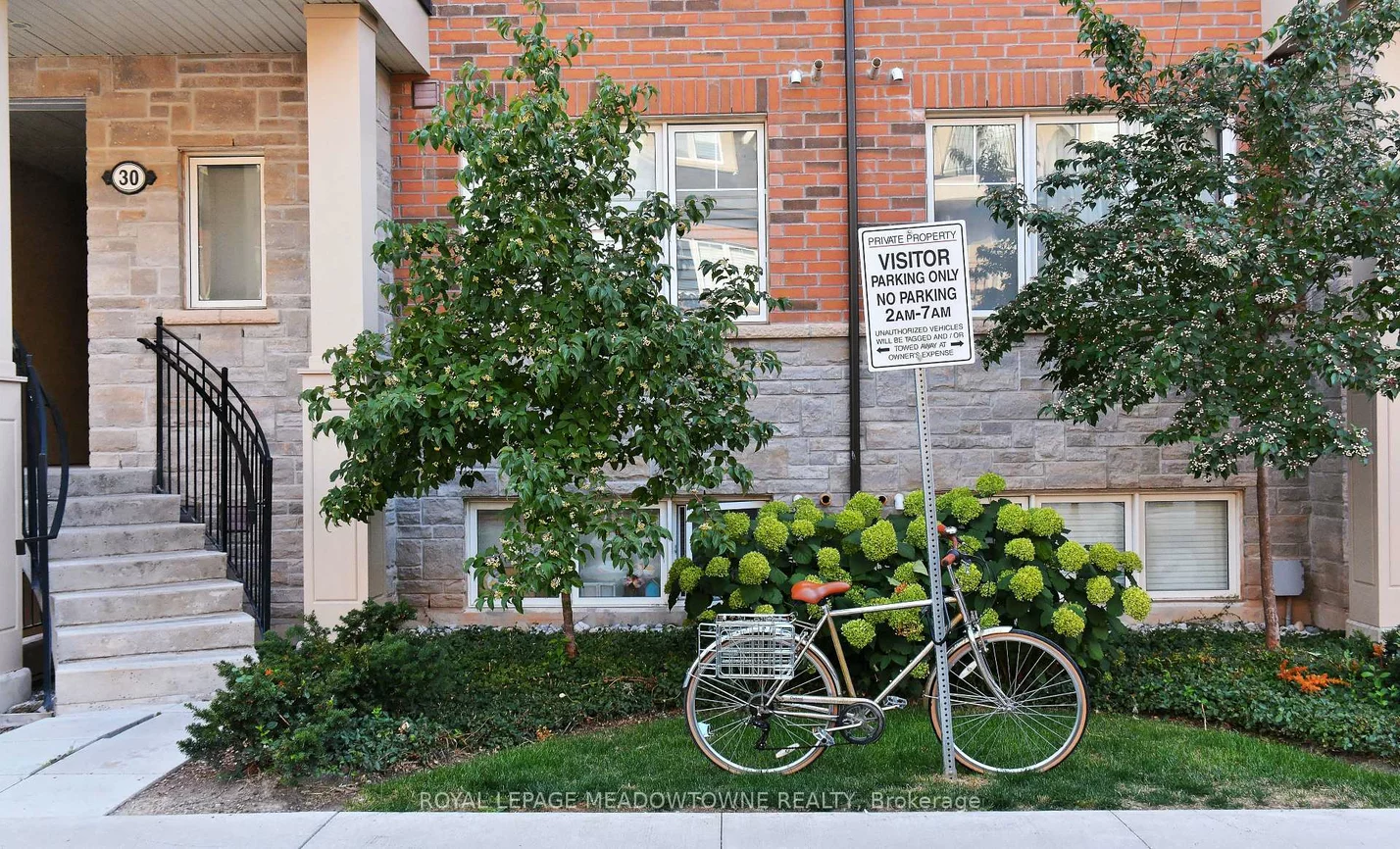 2420, Baronwood, 1019 - WM Westmount, Oakville