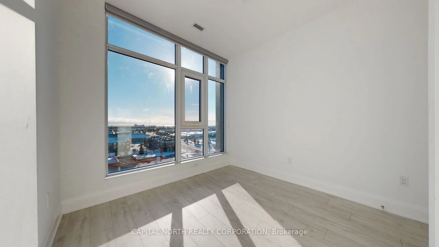 412, Silver Maple, 1010 - JM Joshua Meadows, Oakville