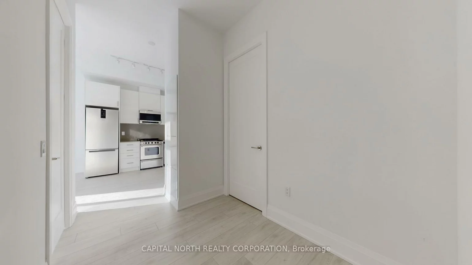 412, Silver Maple, 1010 - JM Joshua Meadows, Oakville