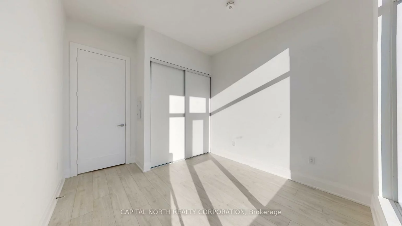 412, Silver Maple, 1010 - JM Joshua Meadows, Oakville