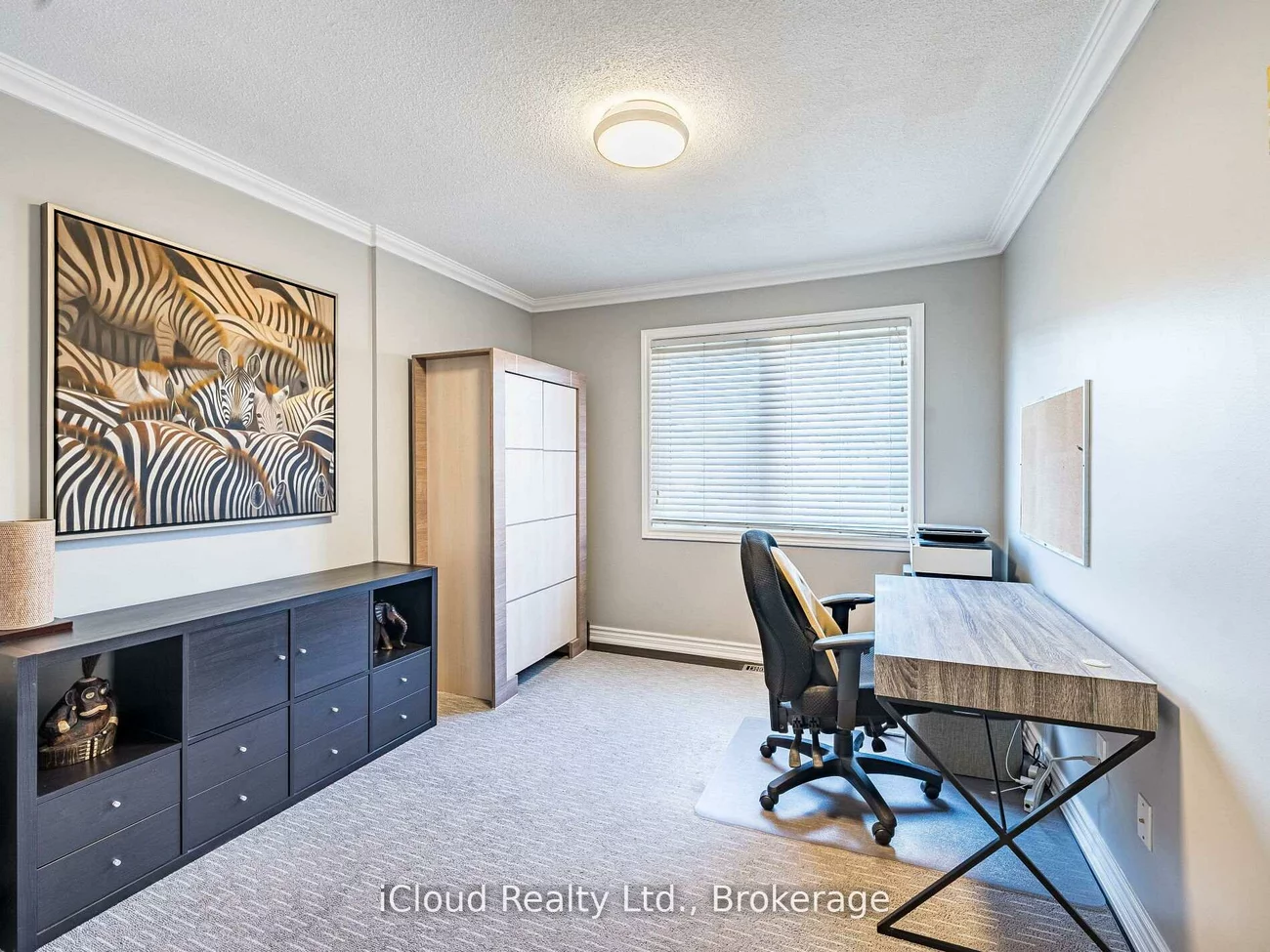 1100, Queens, 1003 - CP College Park, Oakville