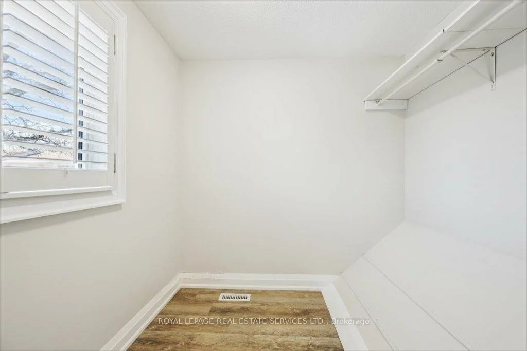 1520, Lancaster, 1005 - FA Falgarwood, Oakville