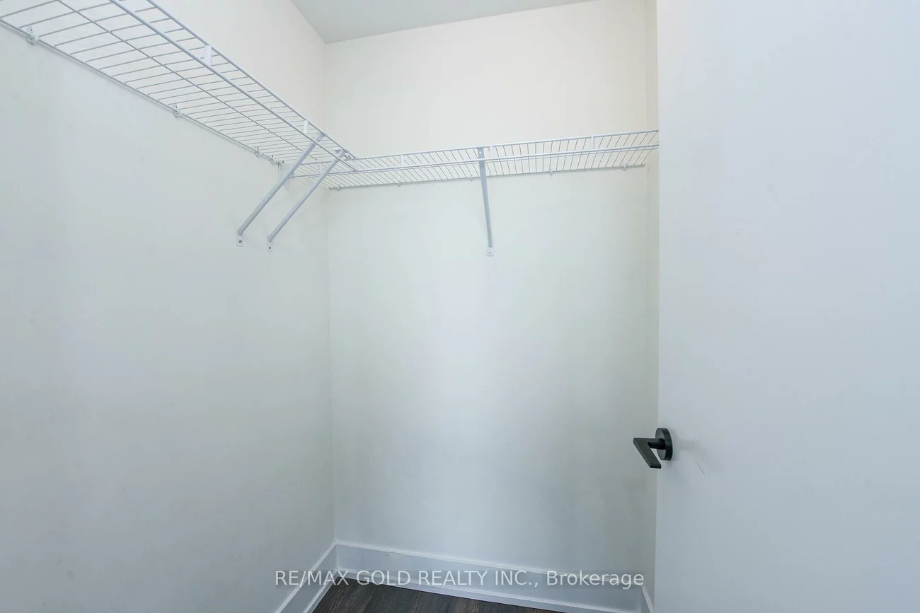 2450, Old Bronte, 1019 - WM Westmount, Oakville