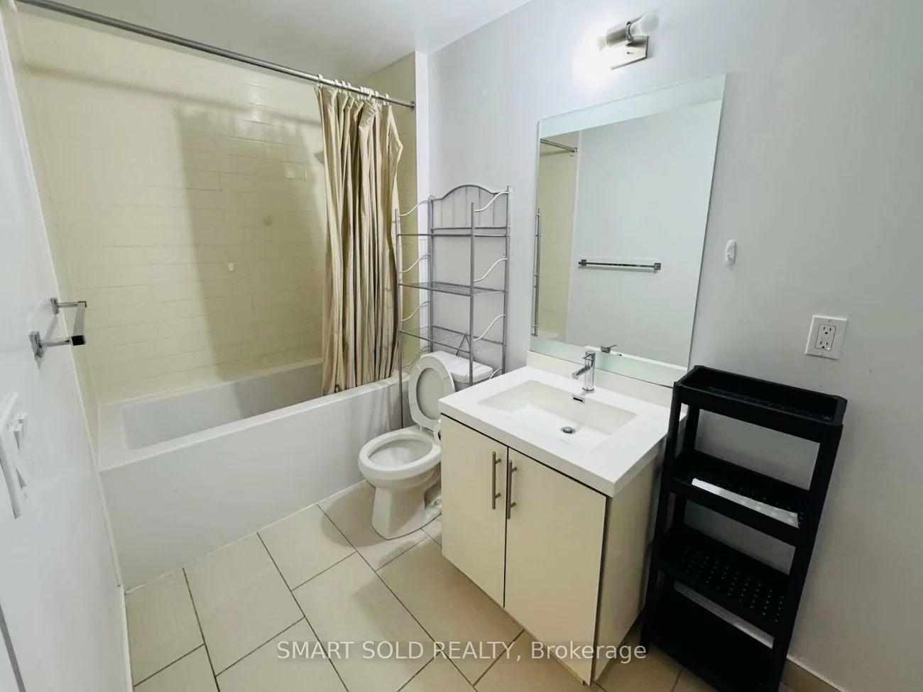 65, Speers, 1002 - CO Central, Oakville