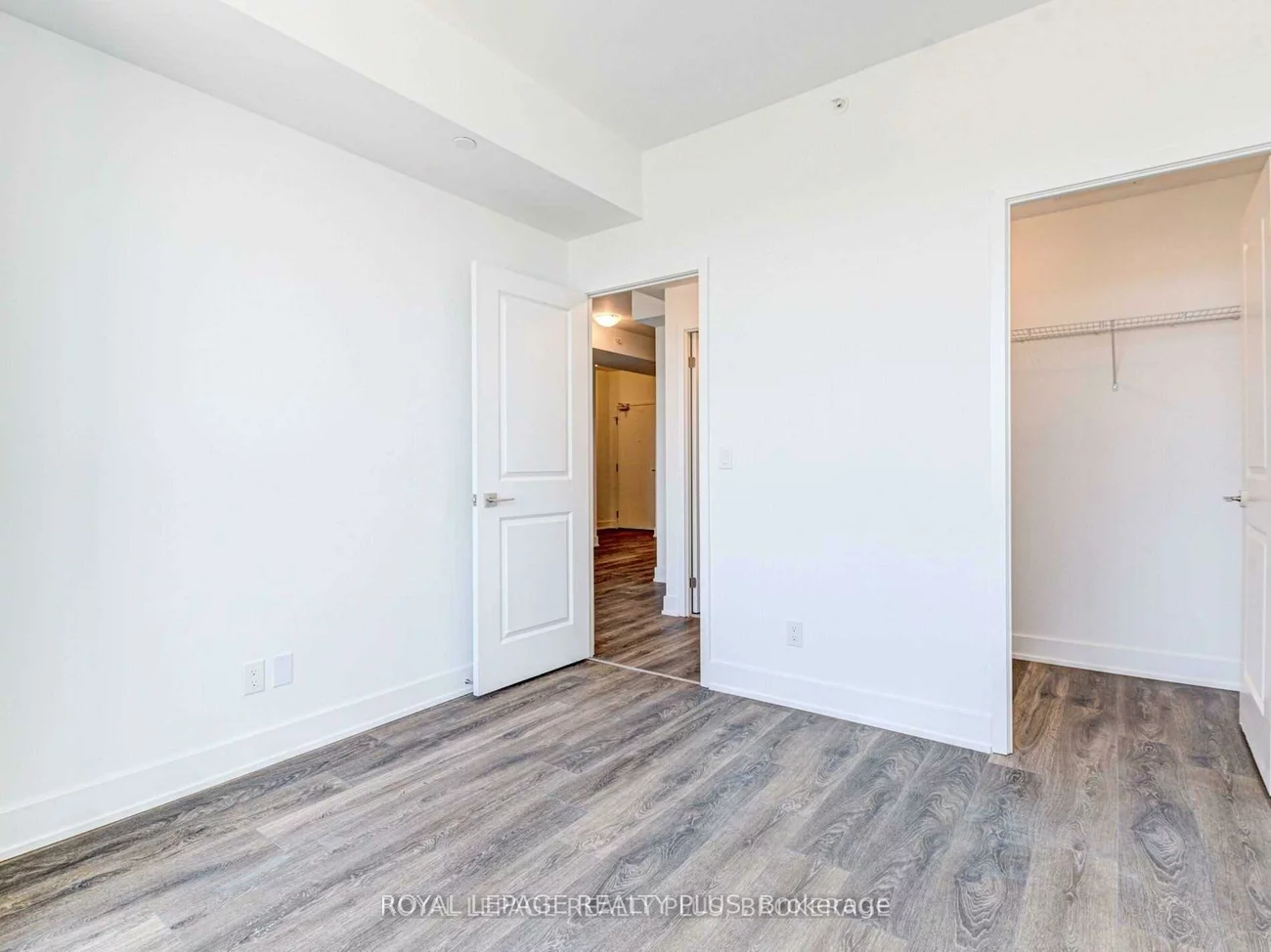 297, Oak Walk, 1015 - RO River Oaks, Oakville