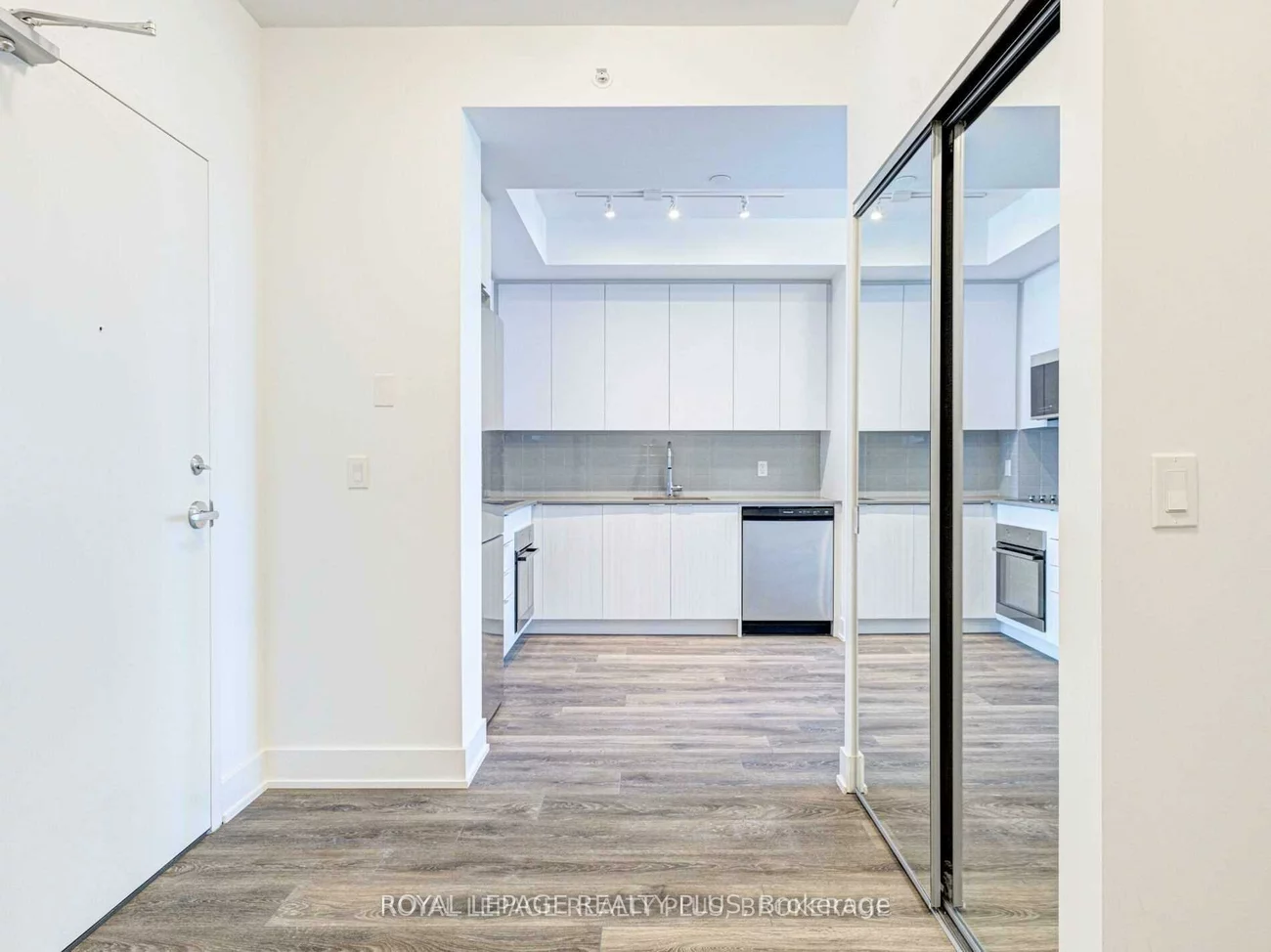 297, Oak Walk, 1015 - RO River Oaks, Oakville